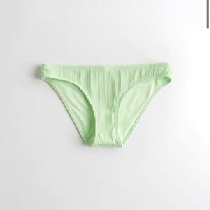 Ribbed bikini bottom💚